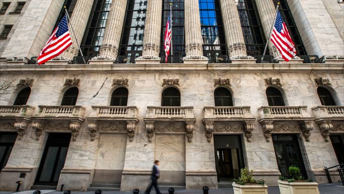 وول ستريت تترقب مجلس الاحتياطي الفيدرالي