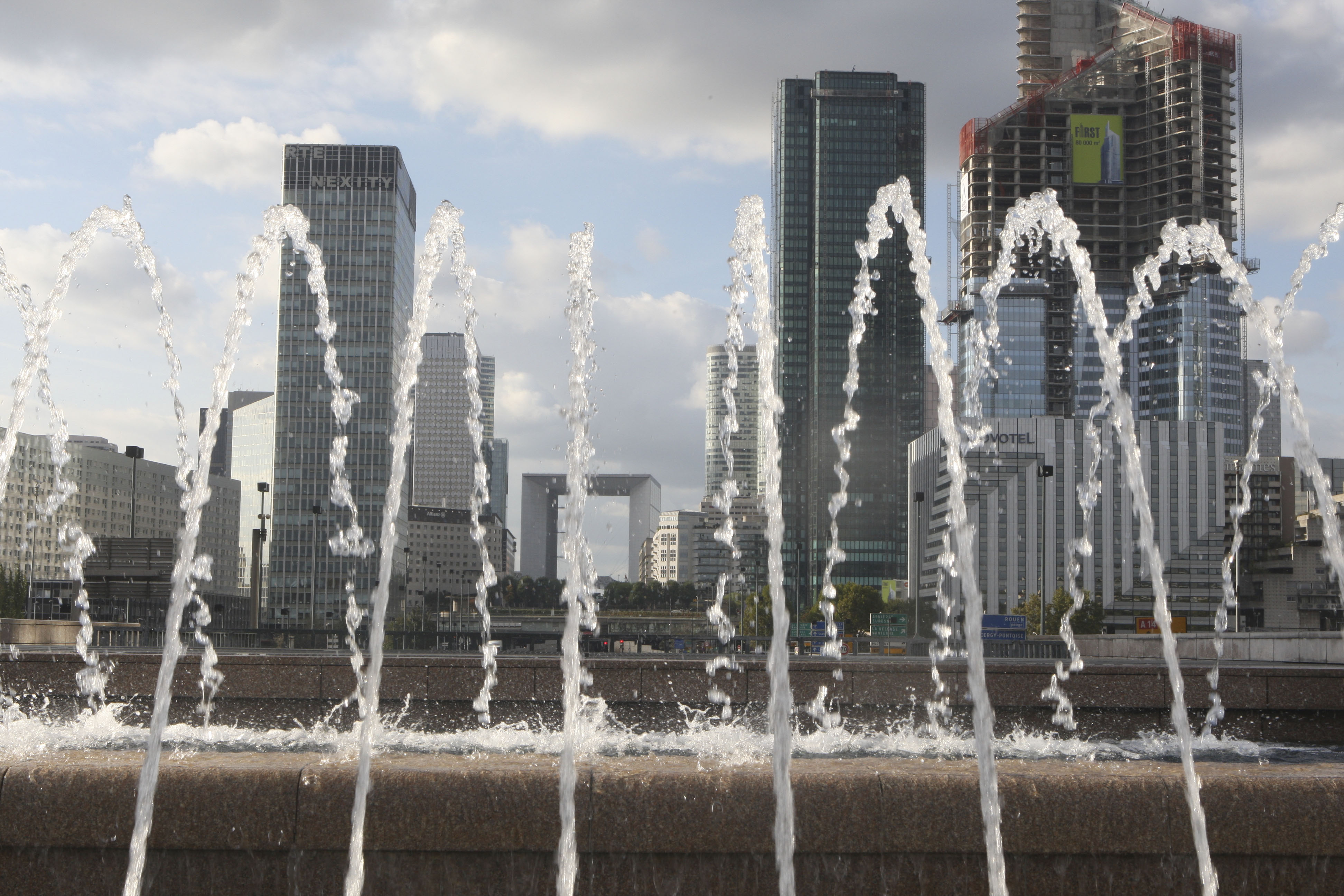 عقارات فرنسا.. عنصرية؟