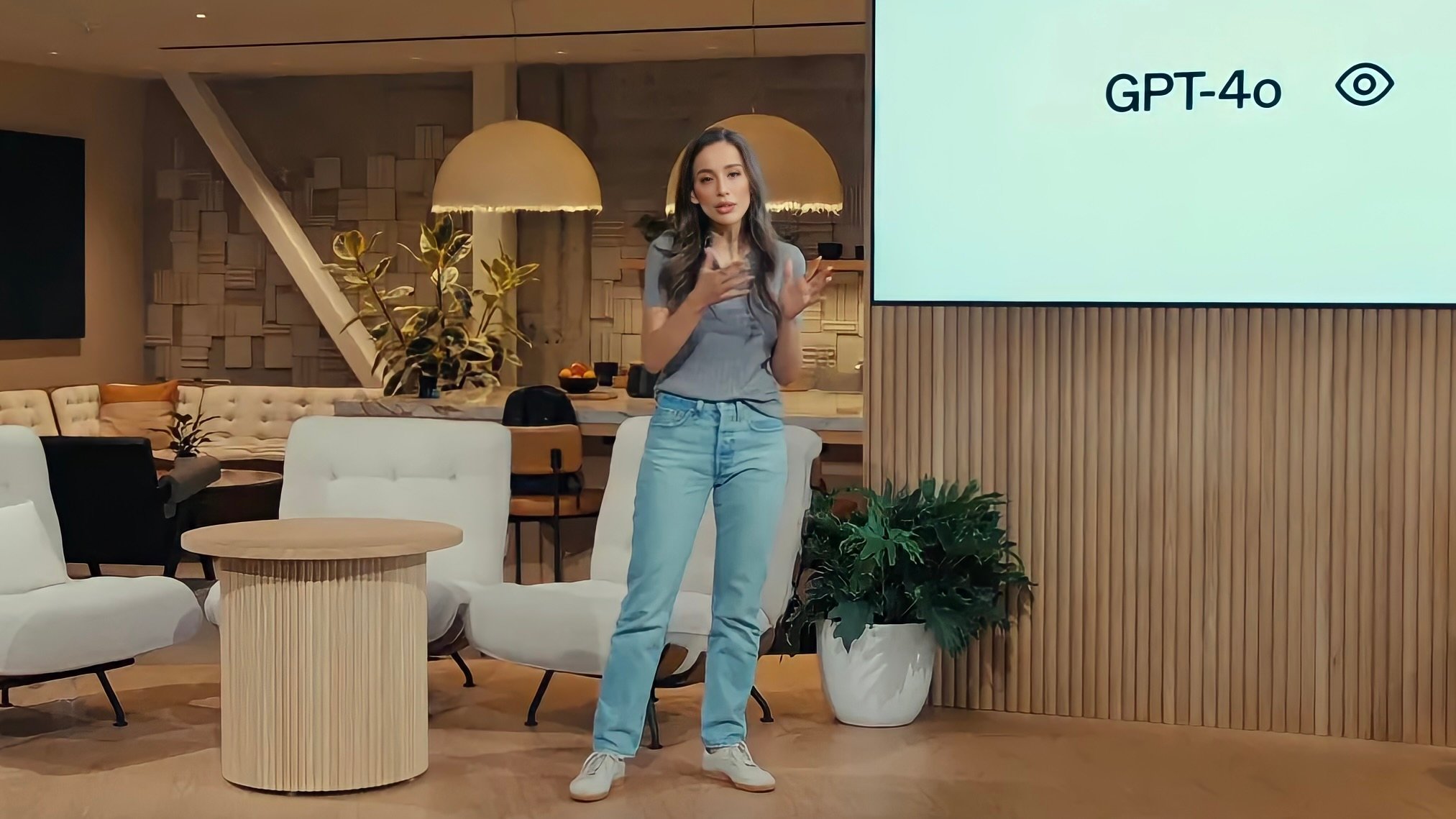 ChatGPT الجديد.. هل يستحق الـhype؟