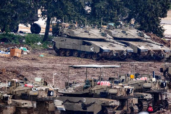 "لا" إسرائيلية بشأن نقص الذخيرة والمفاوضات مع لبنان