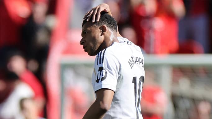 أربيلوا يدافع عن مبابي قبل كلاسيكو بايرن ميونخ