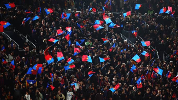 مشجع برشلونة في الدرجة الثانية