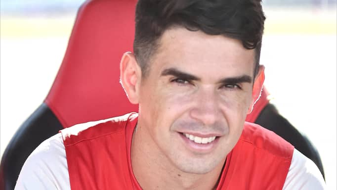 مضاعفات القلب تجبر أوسكار على الاعتزال