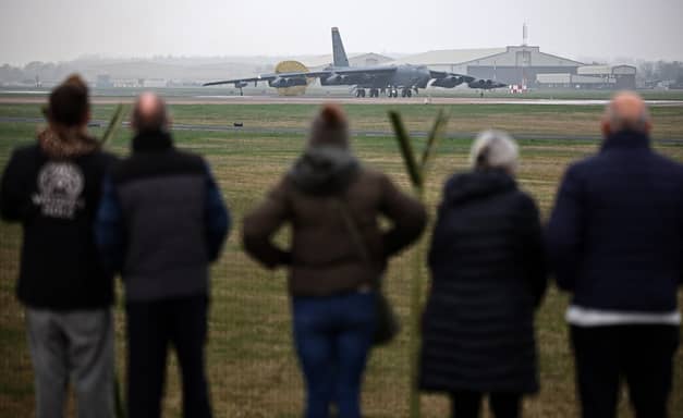 إيران تتجسس على القواعد الأميركية بـ"قمر صيني"؟