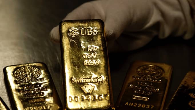 الذهب يستقر قبل وقف محتمل لرفع الفائدة الأميركية