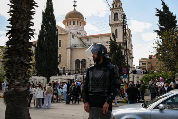 خلية مرتبطة بحزب الله.. دمشق تحبط استهداف شخصية دينية
