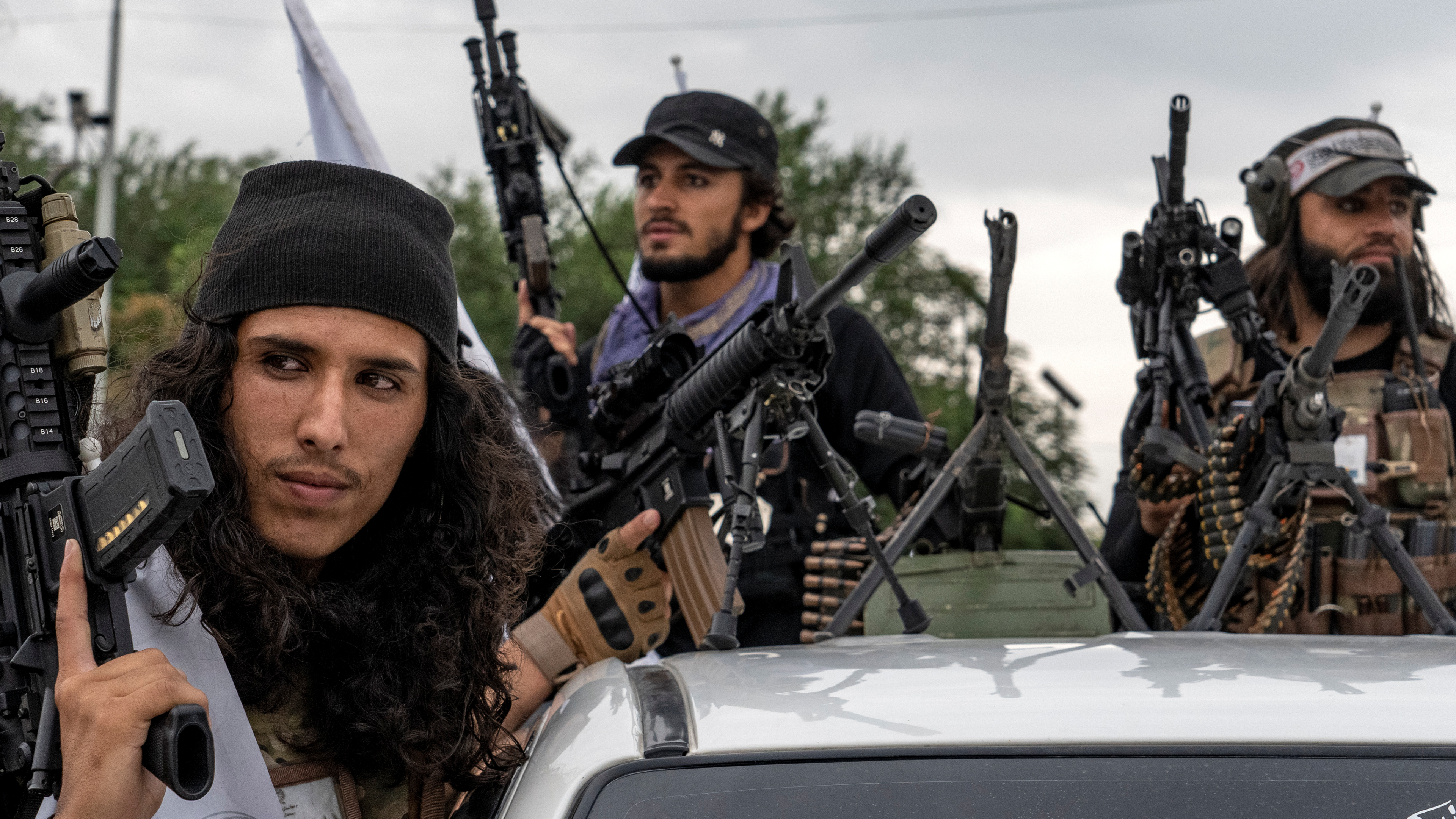 "سرايا أنصار السنة".. تنظيم غامض يهدد مستقبل سوريا الجديدة