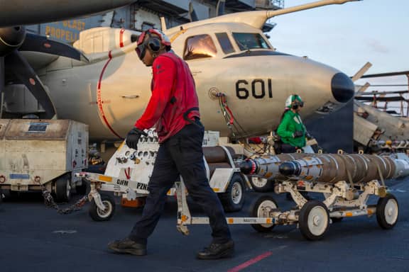 كيف فشلت إيران في ضرب دييغو غارسيا بصاروخين؟