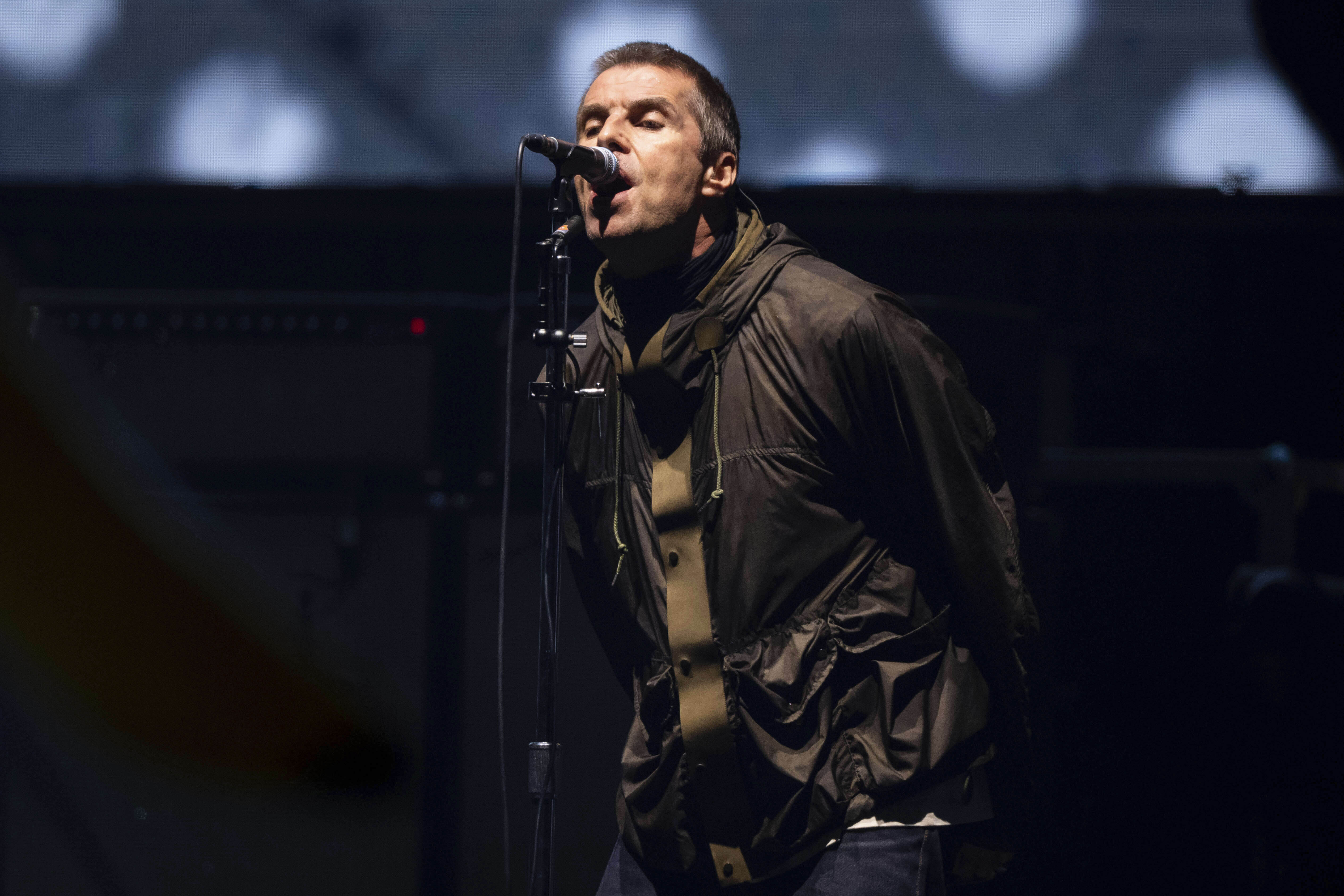 Oasis تعود إلى لندن بعد 16 عاما من الغياب