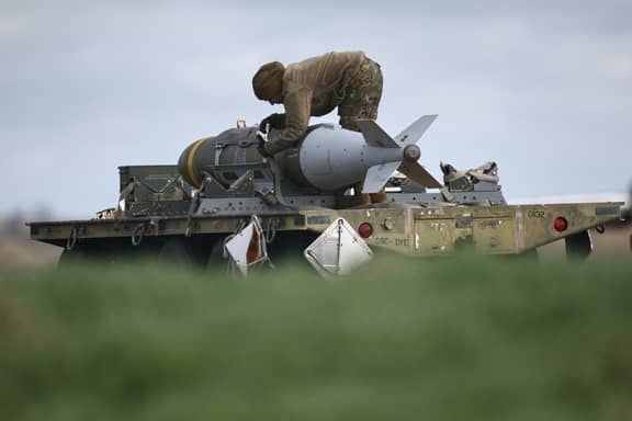 مرافقة السفن.. هل تضمن أمان هرمز؟