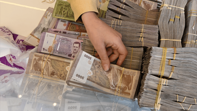 رفع العقوبات عن سوريا.. عهد جديد لمواجهة هذه التحديات