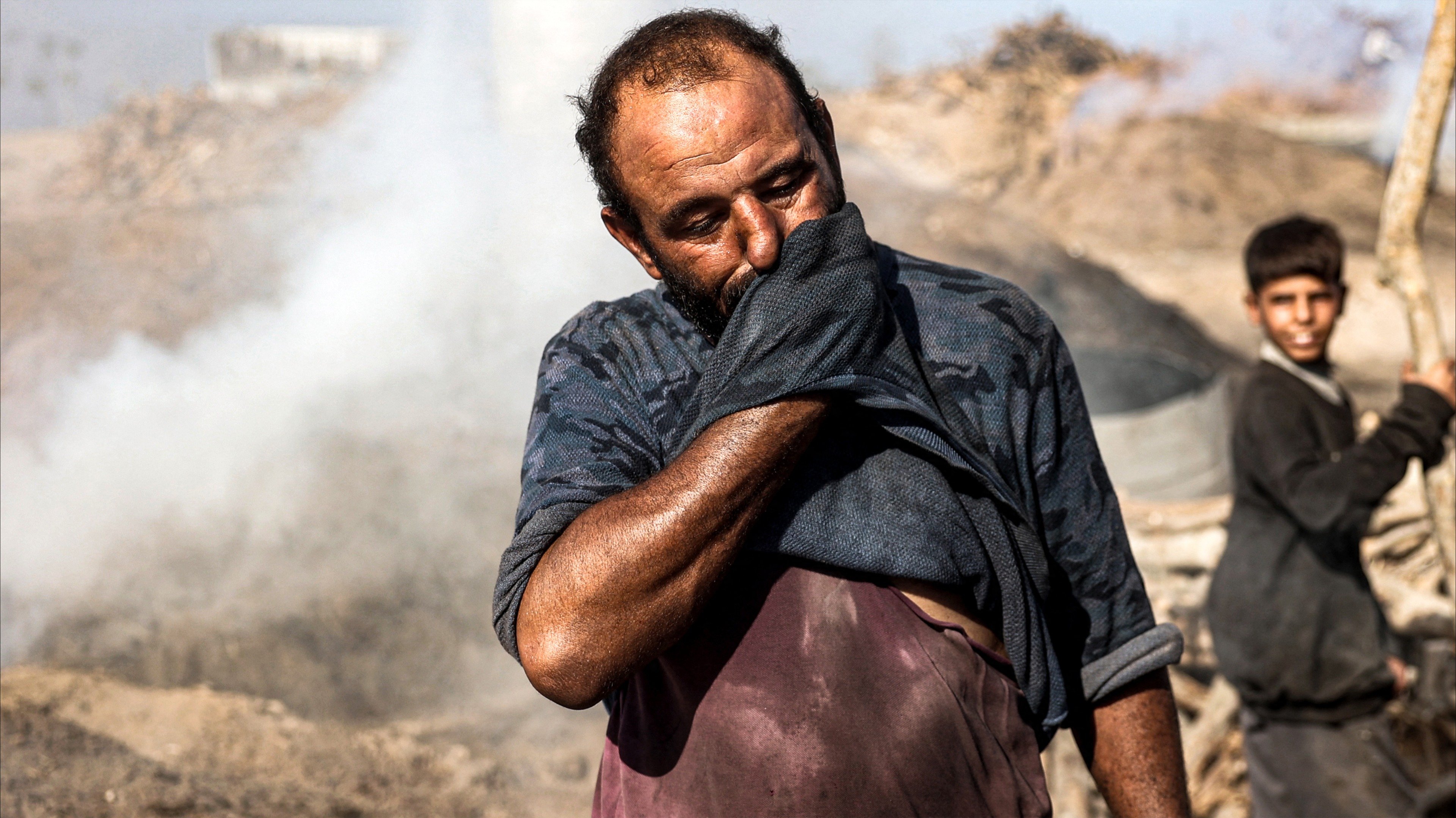 إسرائيل ترتكب "نكبة ثانية".. "رجل هآرتس الأول" يهاجم ويتراجع