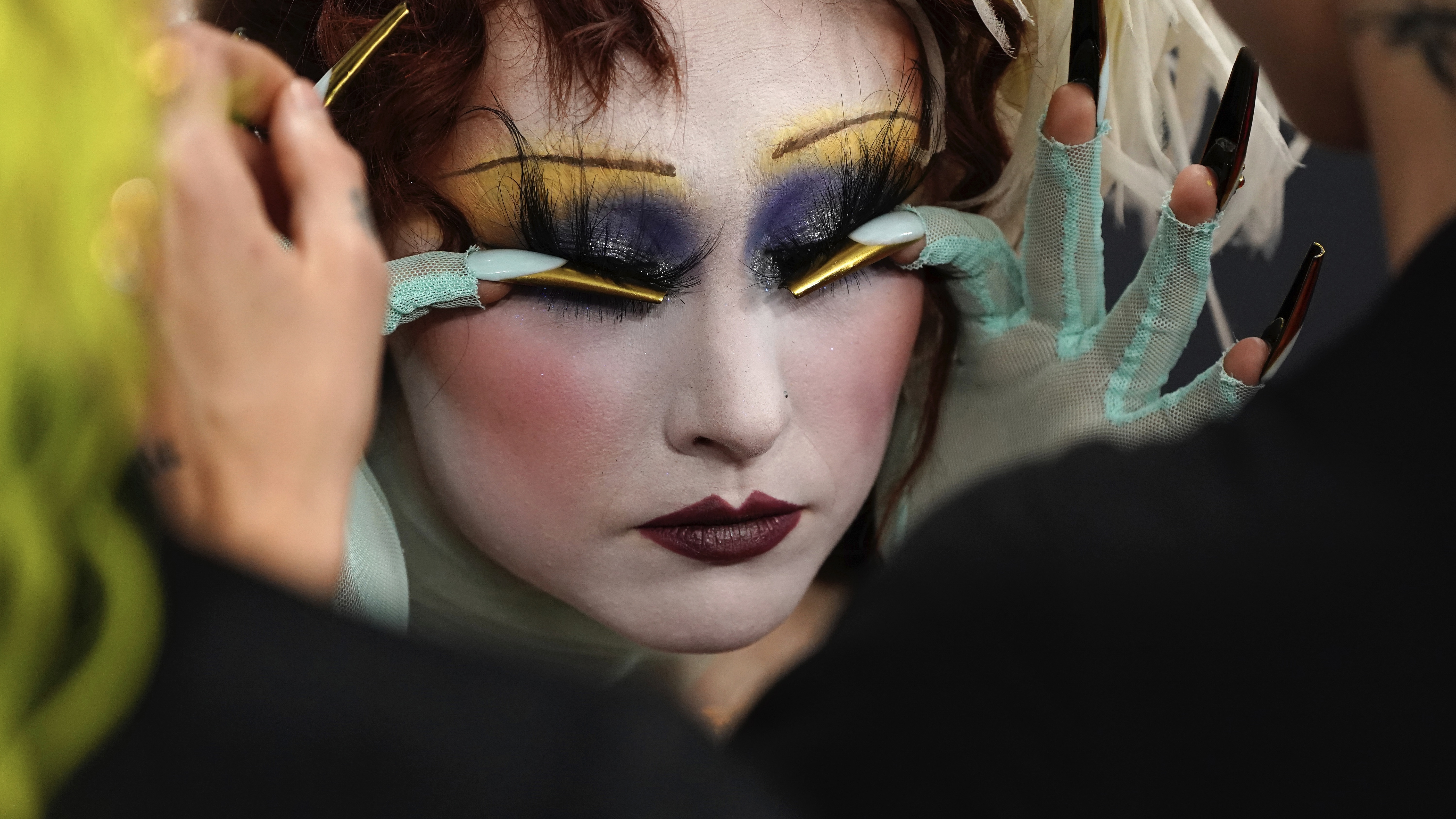 "صيف فتاة السردين".. كيف تحوّلت سمكة إلى تريند للتجميل؟