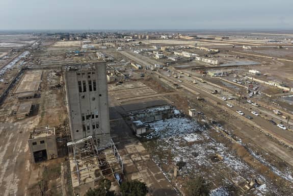 سوريا.. 24 شاحنة إلى عين العرب بعد تمديد الهدنة 15 يوما