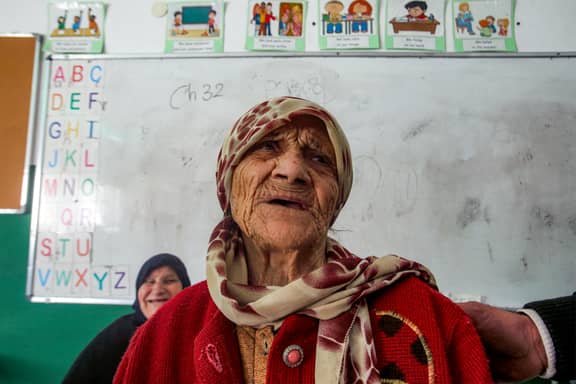 غارات بيروت تتمدّد.. الضاحية والحازمية و16 بلدة تُخلى