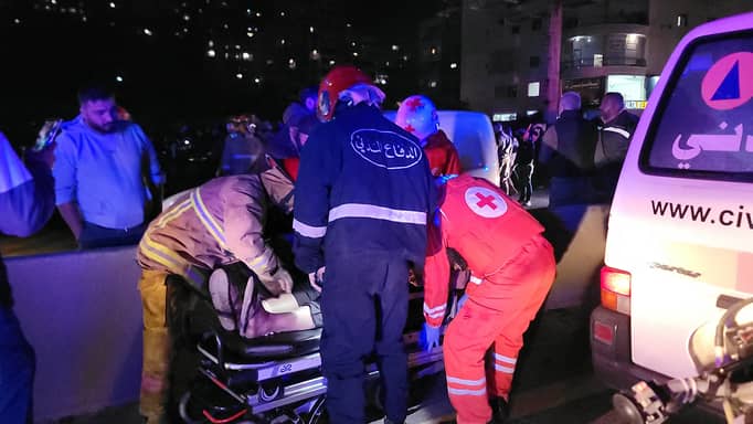 مسعفون في منطقة الجناح. فرانس برس