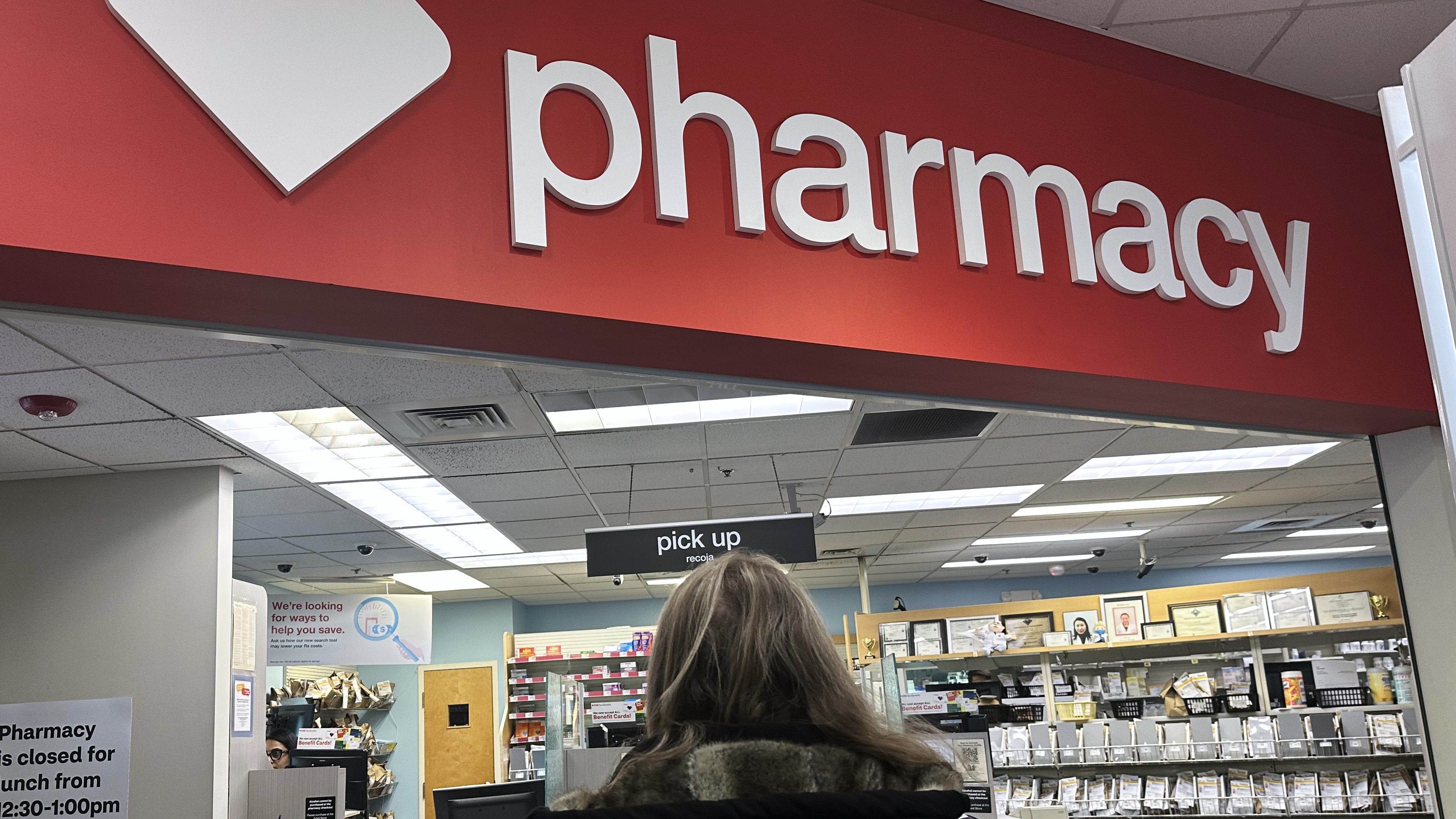 65% من صيدليات إنجلترا خاسرة.. وأزمة دواء وشيكة تهدد الملايين