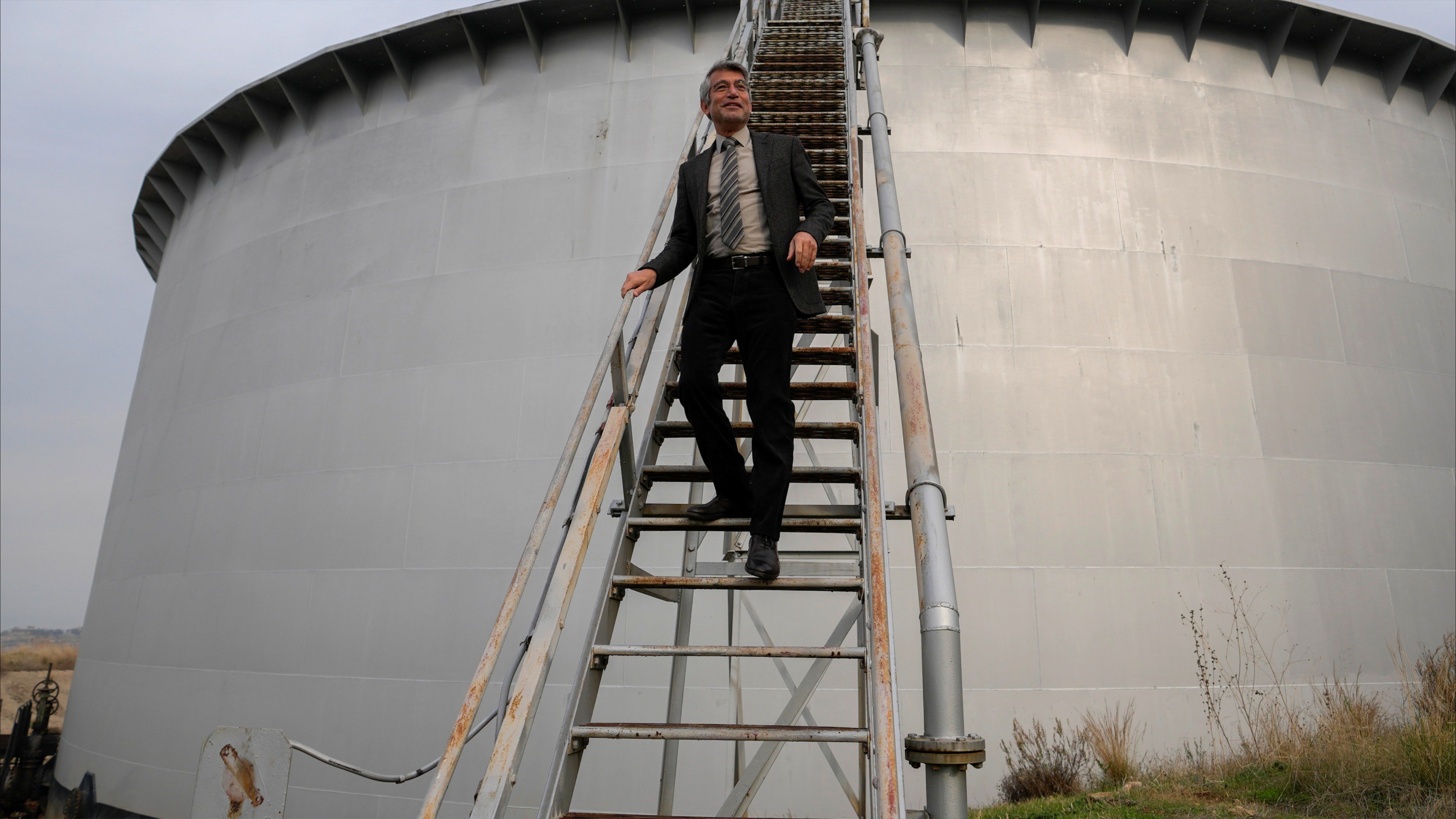 وزير لبناني لبلينكس: غاز مصر يحل أزمة الكهرباء