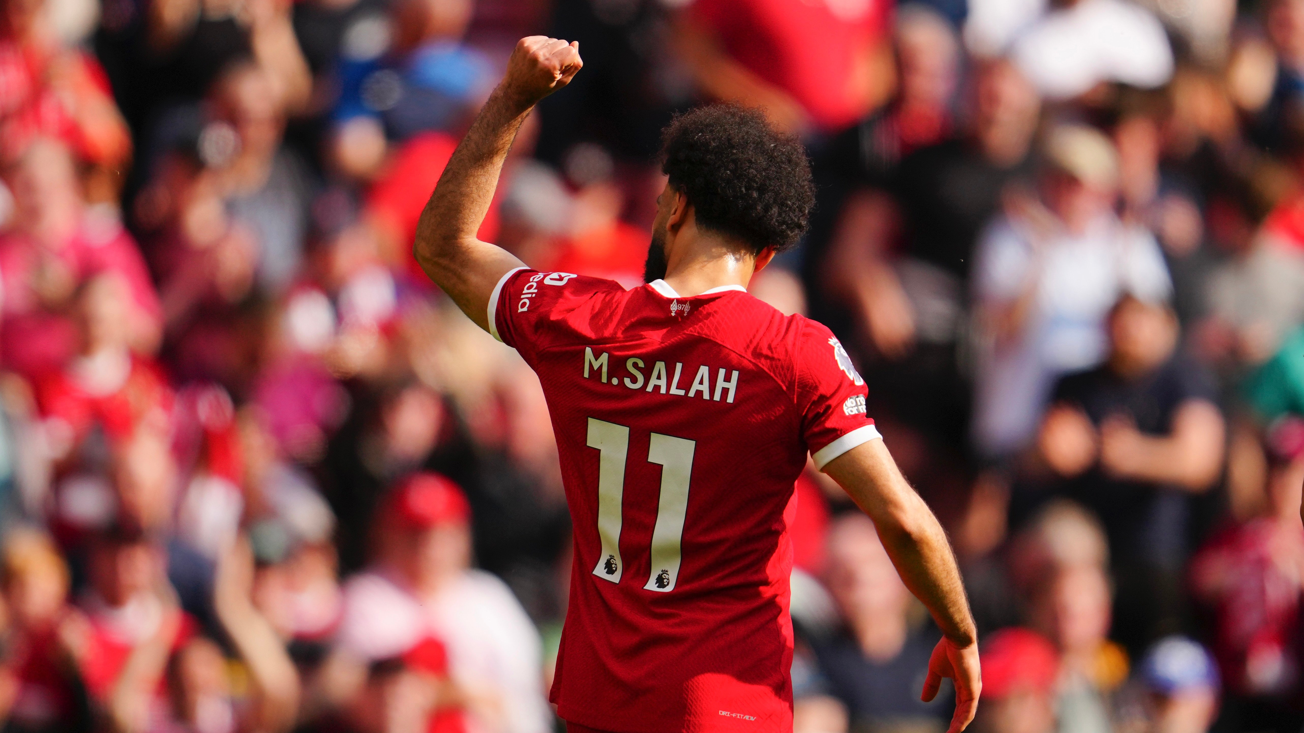 صلاح ينافس هالاند على لقب "الأعلى في الضرائب".. كم دفعا؟