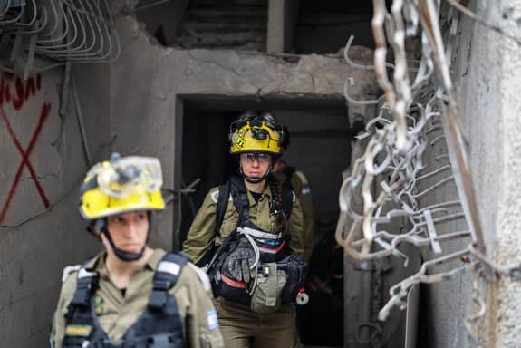 الحوثيون يعلنون هجوما صاروخيا ثالثا على إسرائيل