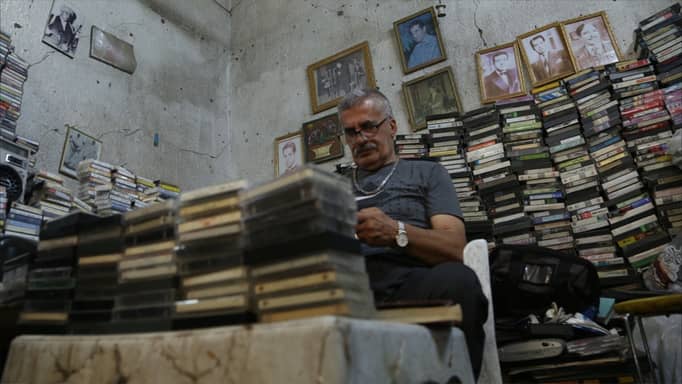 250 ألف شريط كاسيت يبيعها "السوداني" في بغداد