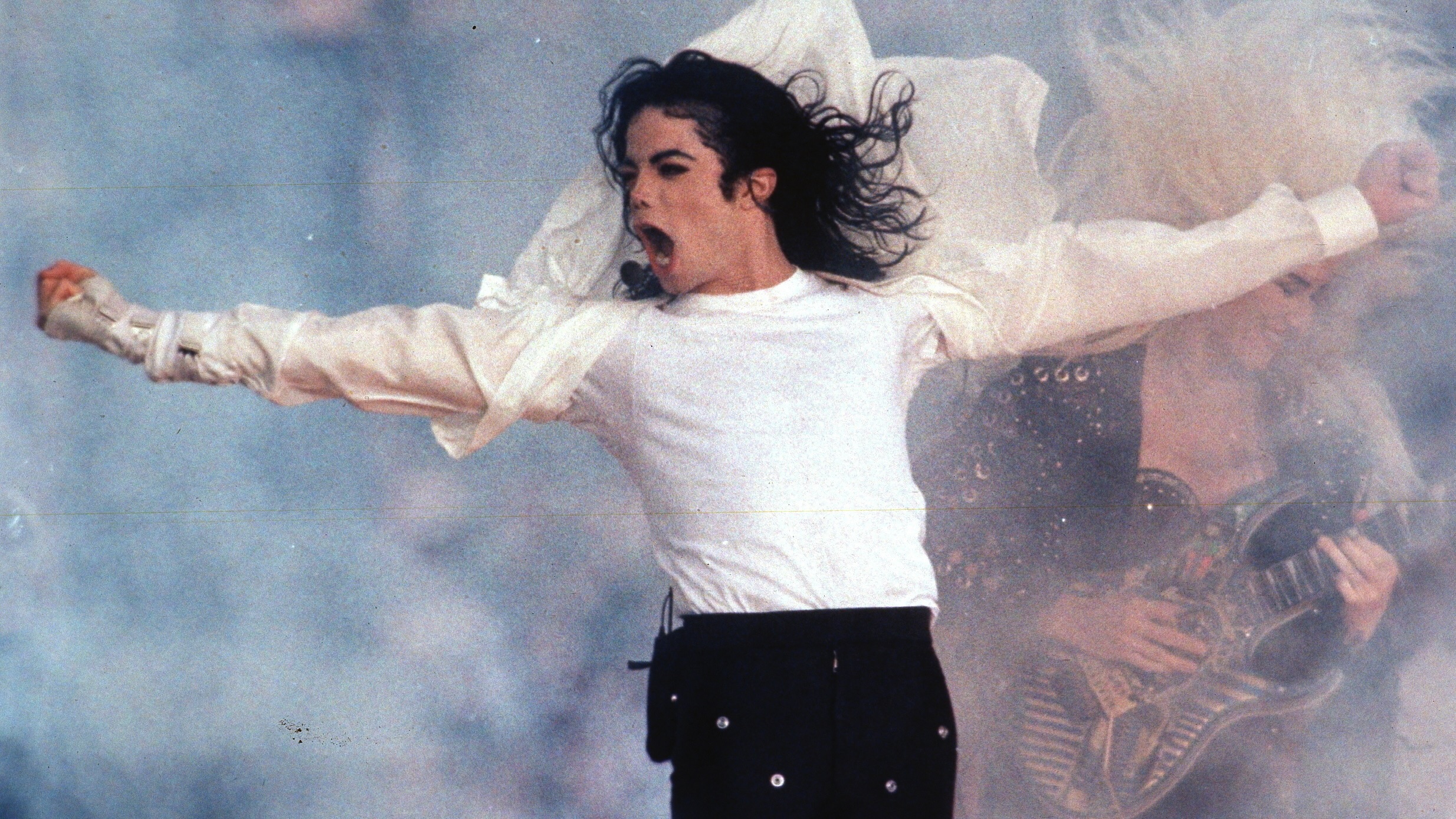 "مايكل" يصنع التاريخ بعد وفاته ويدخل "بيلبورد" للعقد السادس