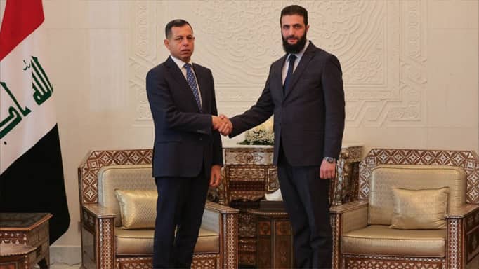 العراق منقسم حول الشرع.. بعد أن غادرها "الجولاني" بتصنيف إرهابي