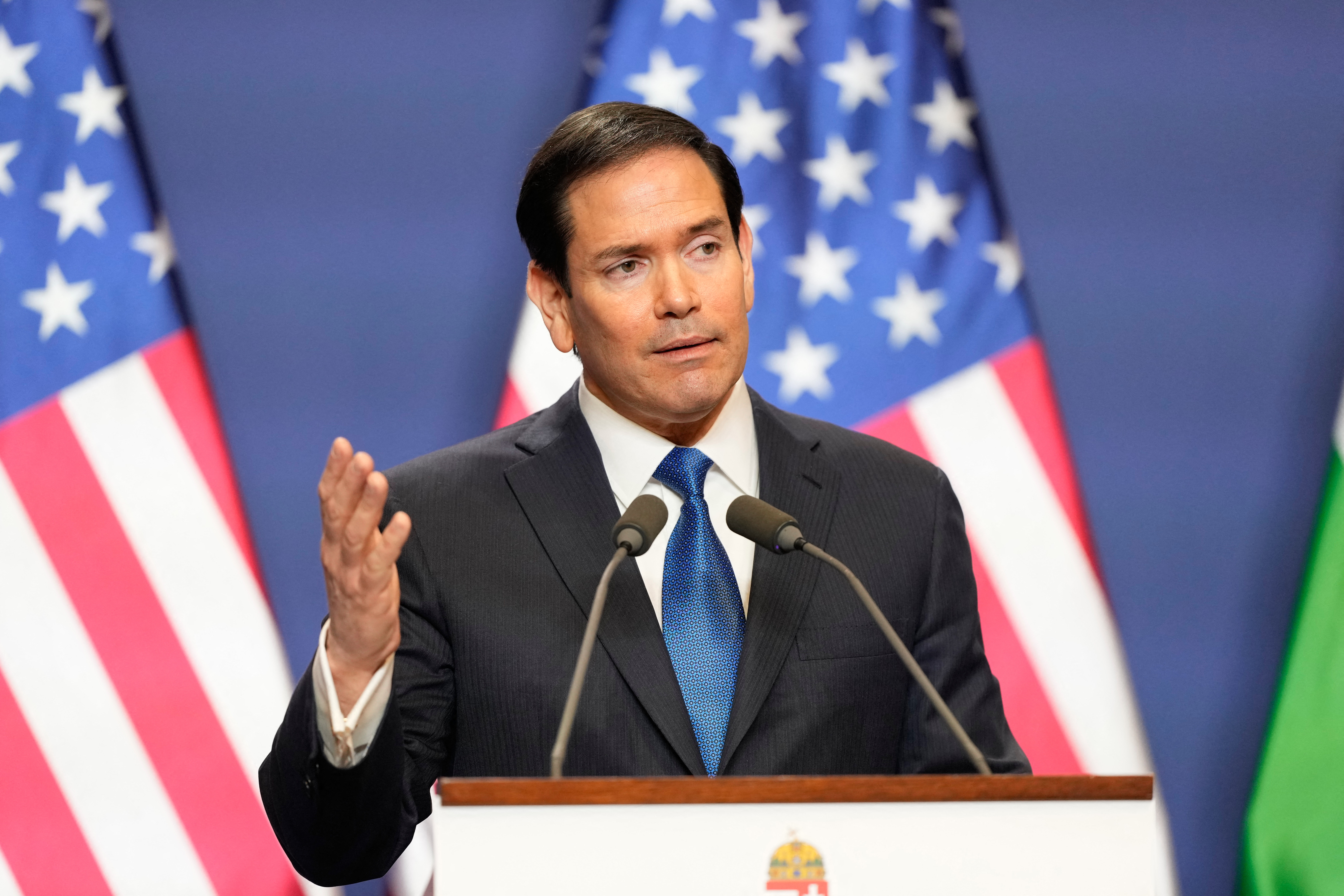 روبيو يفاوض حفيد كاسترو سرا