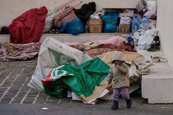 100 ألف نازح في لبنان خلال 24 ساعة