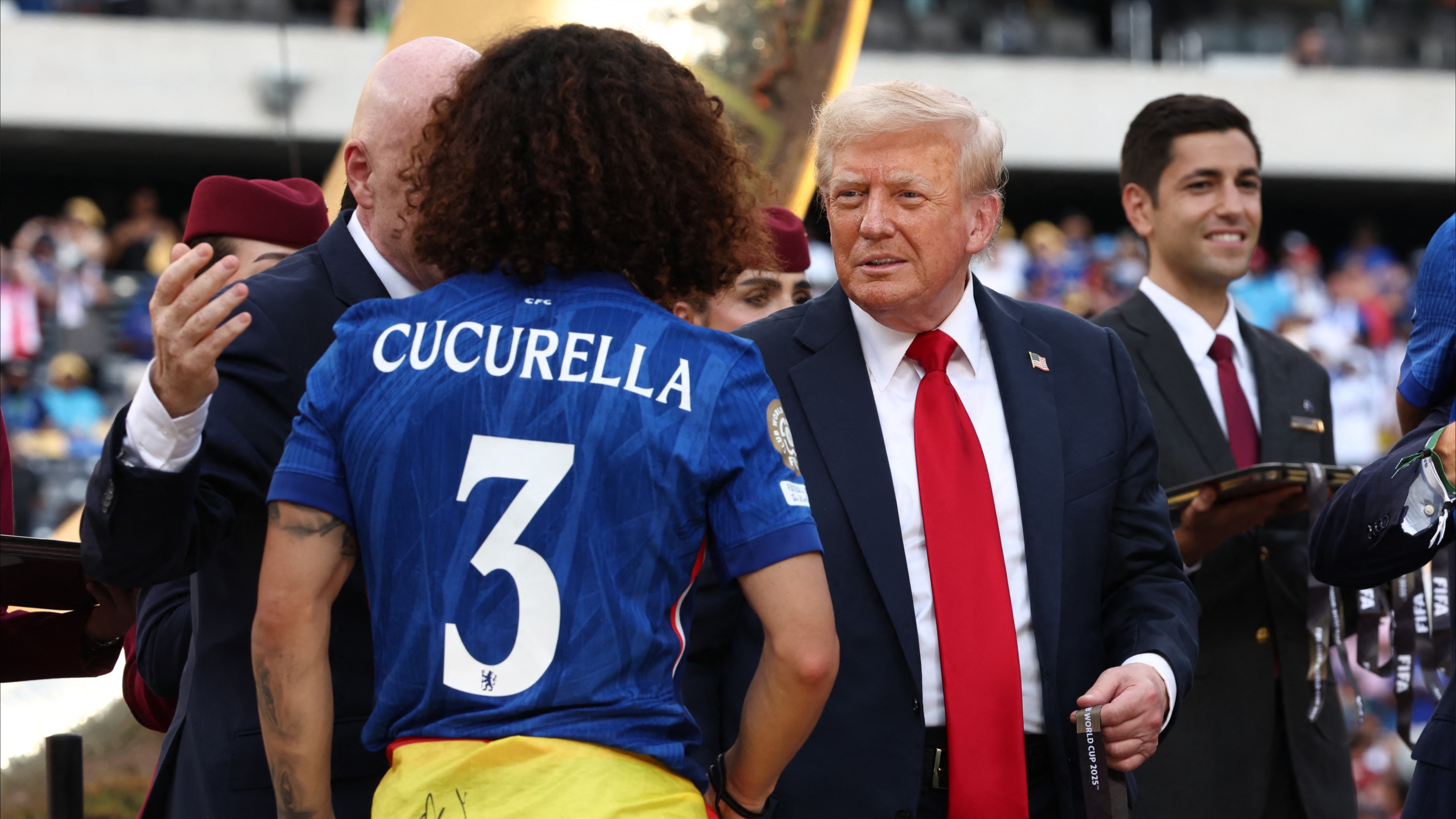 ثرثرة كوكوريلا تطول لاعب أرسنال