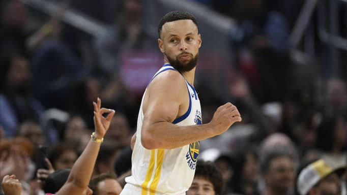 روكتس يفسد عودة ستيف كيري