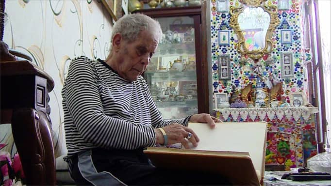 ديدو الجزائري.. تسعيني يحارب الزهايمر بذكرى زوجته الراحلة