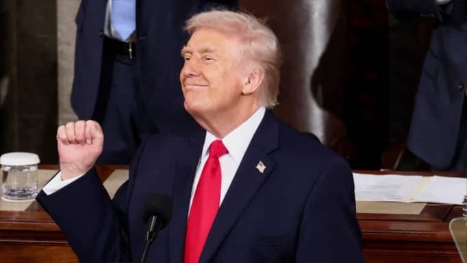 ترامب يفجر أزمة بين لاعبات المنتخب الأميركي لهوكي الجليد