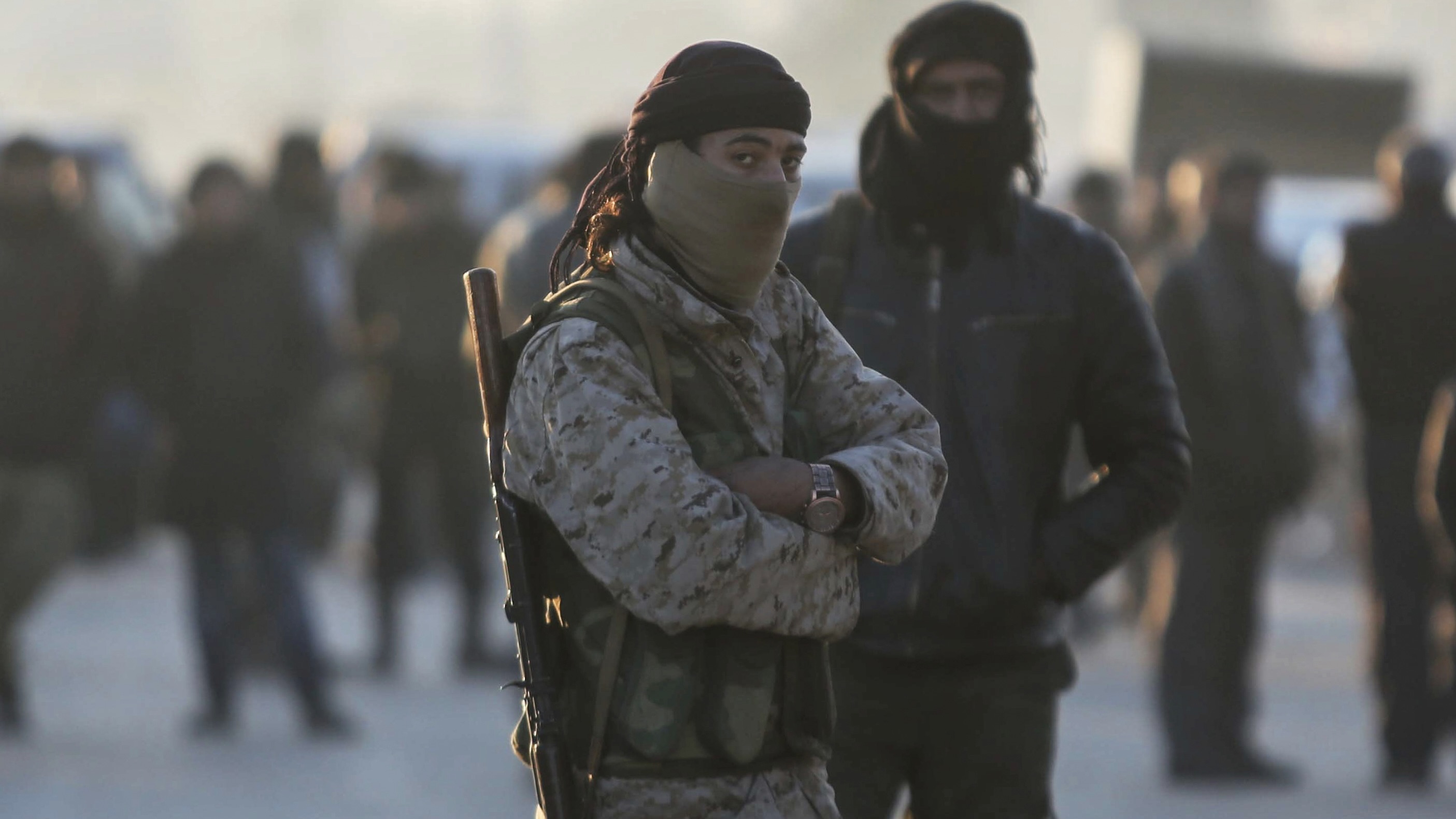 "عودة المسلحين".. لماذا يخشى تونسيون "مرحلة ما بعد الأسد"؟