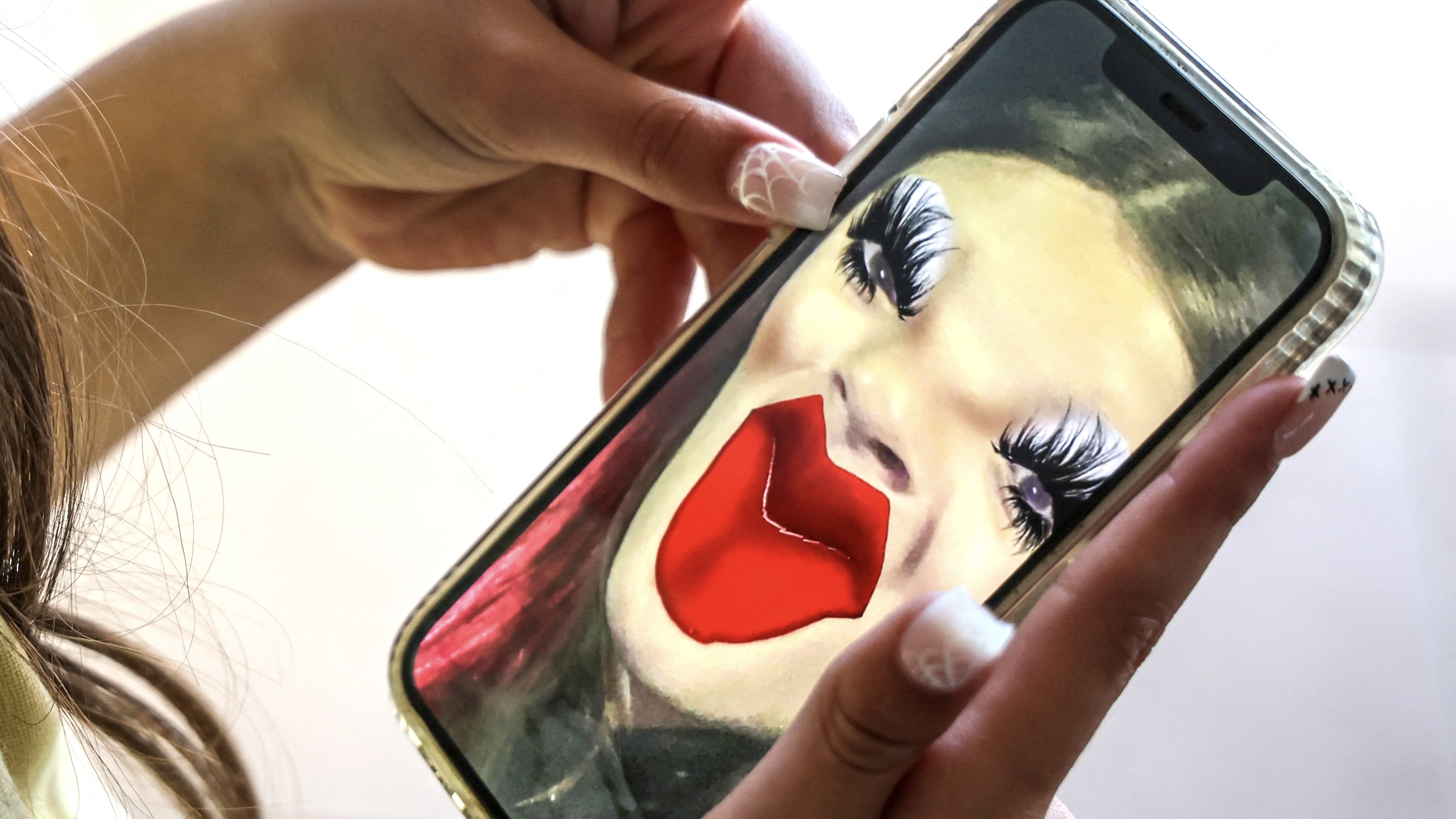 وهم الانضباط.. لماذا فشل منع الموبايل في علاج قلق الطلاب؟