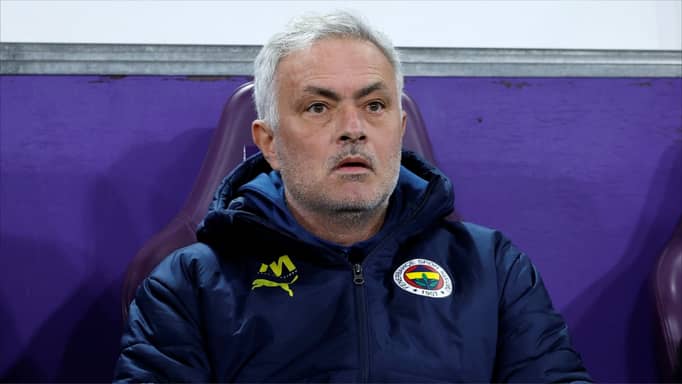 جوزيه مورينيو.. لم يعد Special One