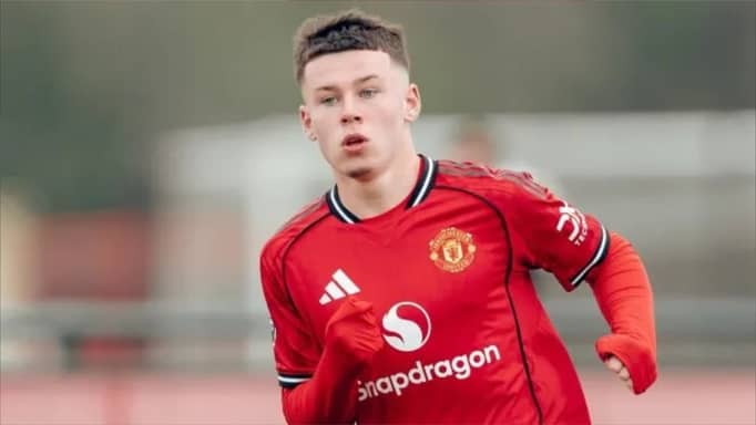 روني الصغير يصدم جماهير مانشستر يونايتد