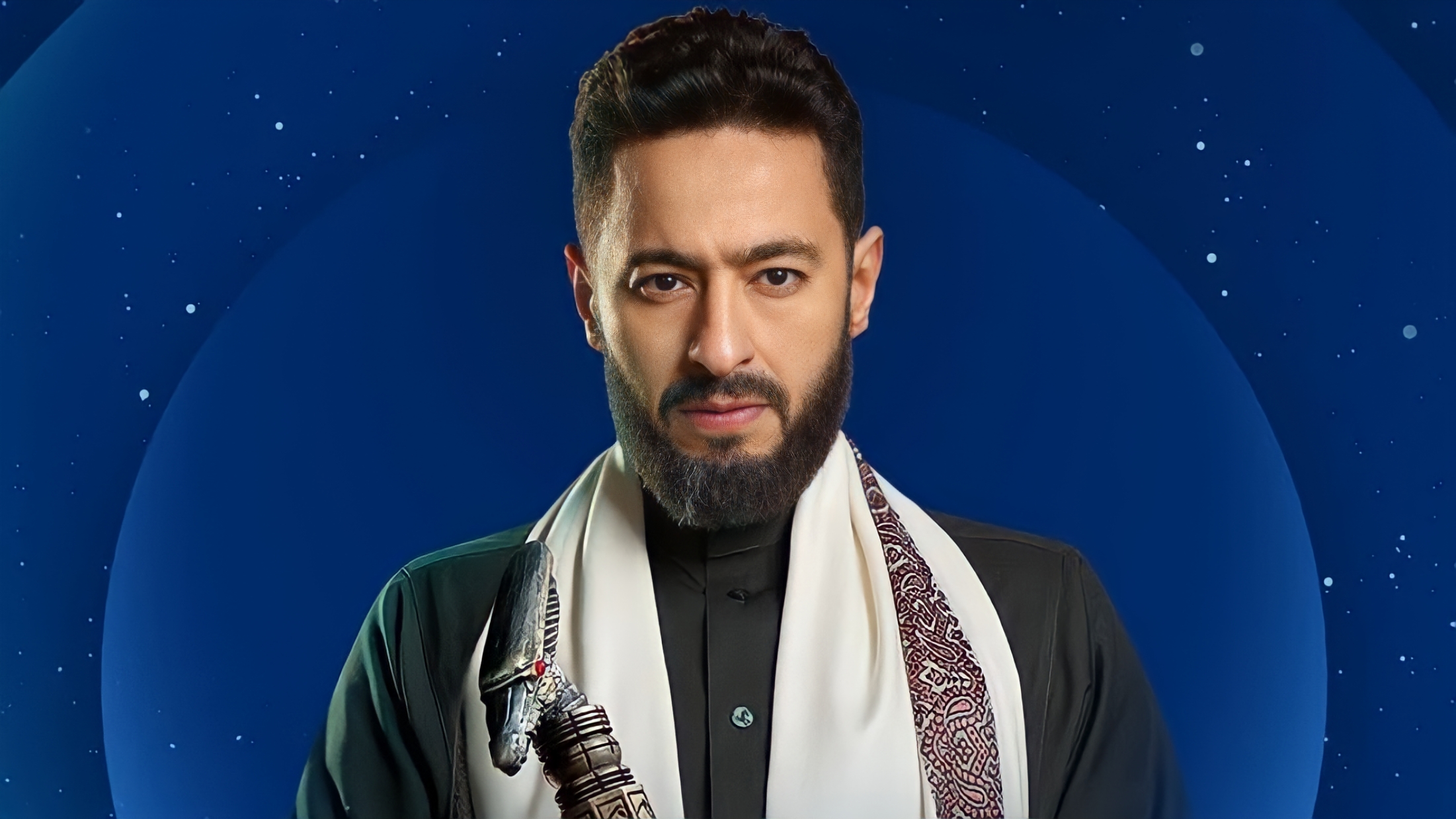 حمادة هلال يشوق متابعيه للجزء الخامس من المداح