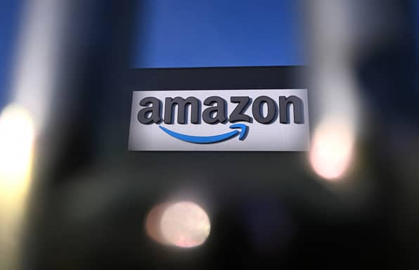 أمازون تطارد ستارلينك بمحادثات لشراء غلوبالستار