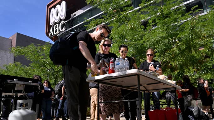 مذيعو أستراليا في إضراب بسبب الذكاء الاصطناعي