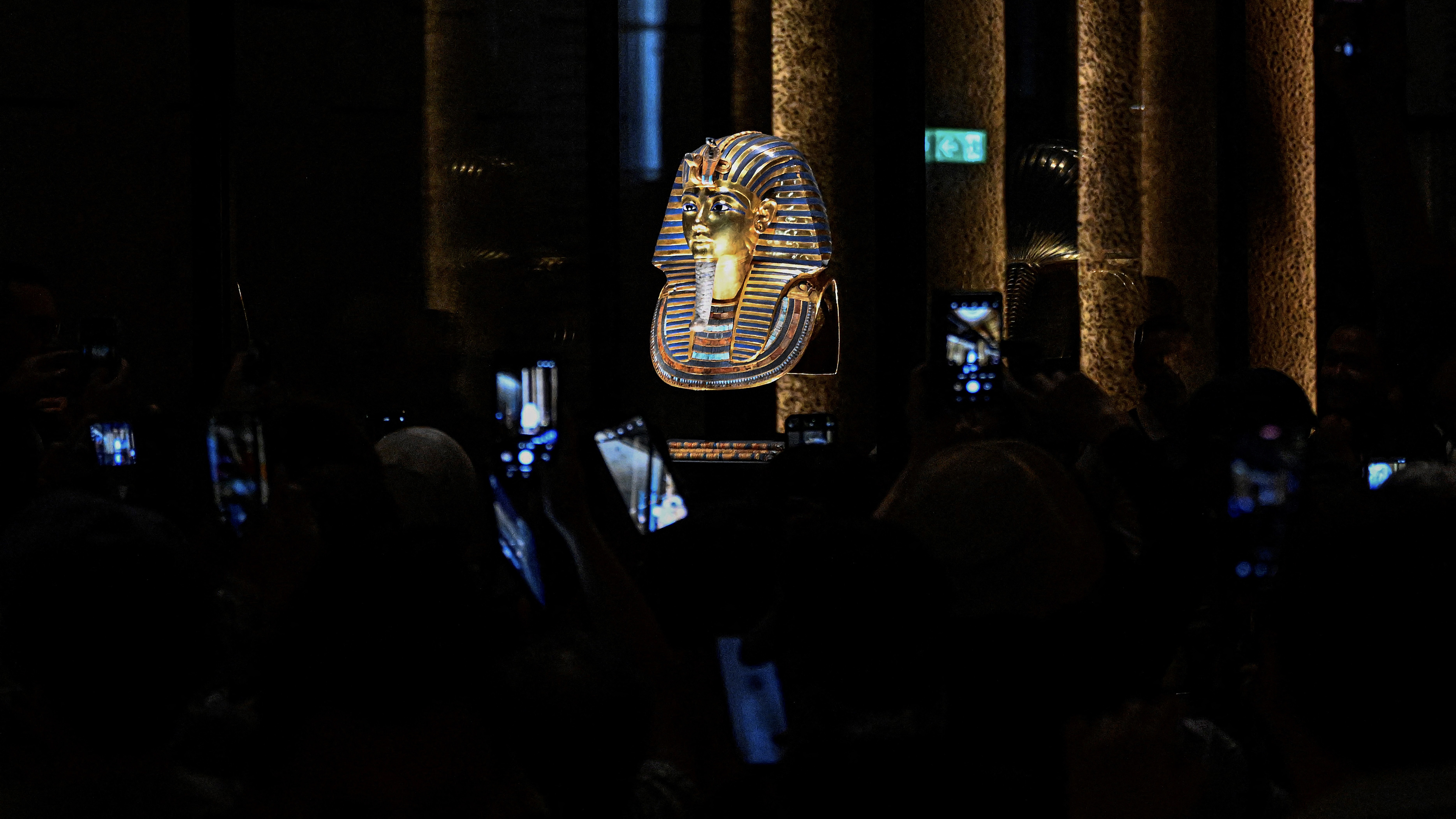 إقبال قياسي في افتتاح المتحف الكبير.. وذهب "توت" يخطف الأنظار