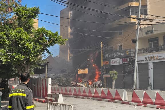 إسرائيل تضرب الذراع المالية لحزب الله