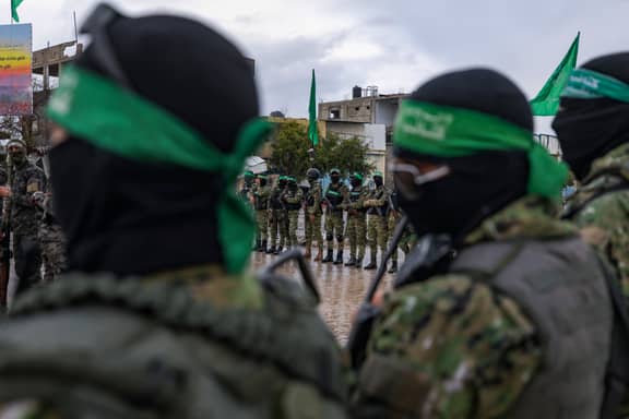 "بينانس" تغسل أموال حماس وحزب الله والحرس الثوري؟