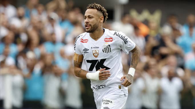 نيمار يلمح لاعتزال كرة القدم في 2026