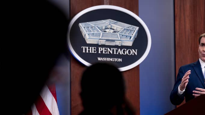 معركة AI في البنتاغون.. حرب خطوط حمراء وأسلحة ذاتية