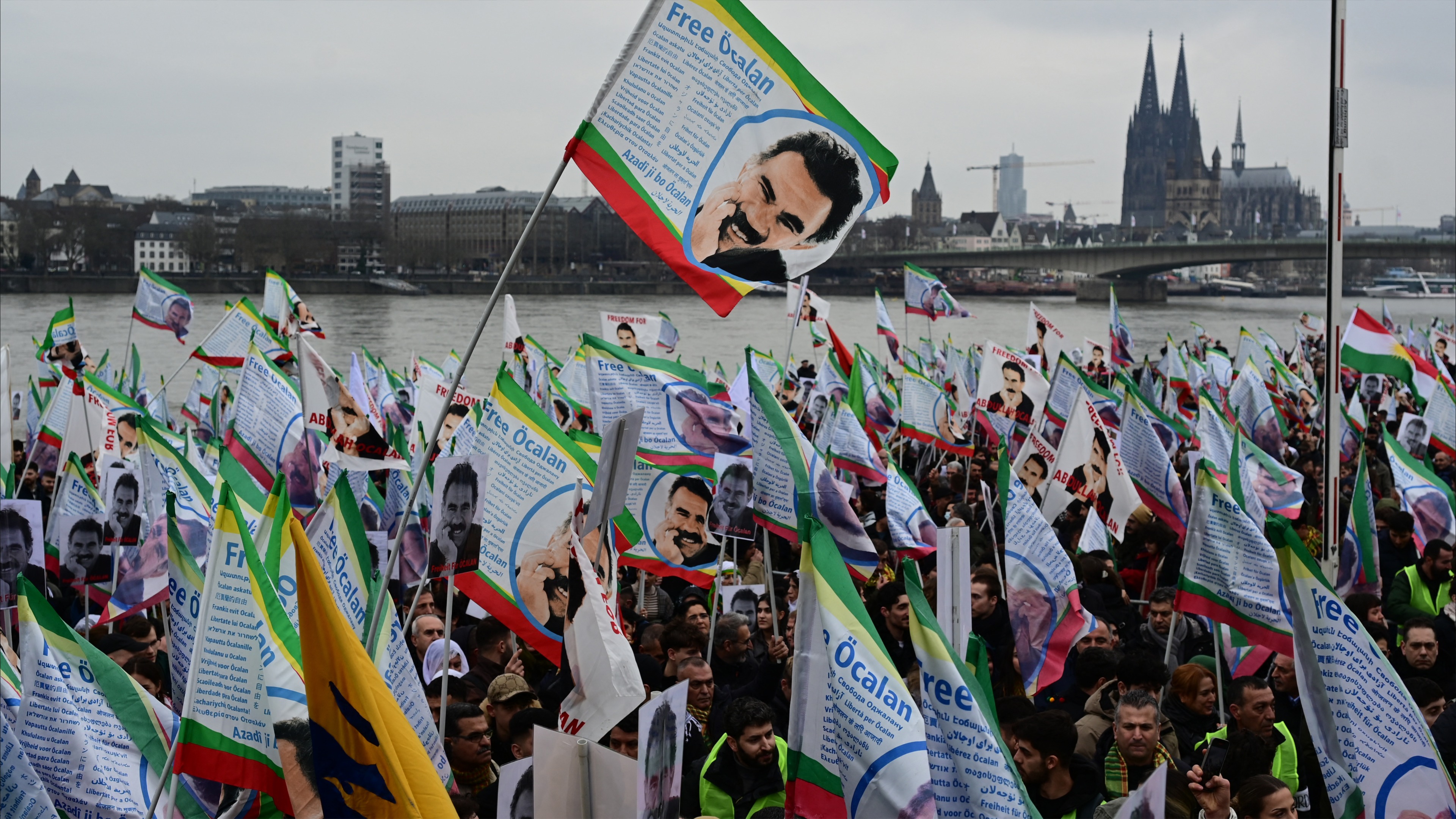 "إعلان السبت".. ماذا يعني إيقاف هجمات "العمال" داخل تركيا؟