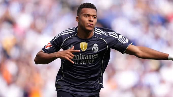 كيليان مبابي يحسم الجدل حول موقفه من كأس العالم 2026