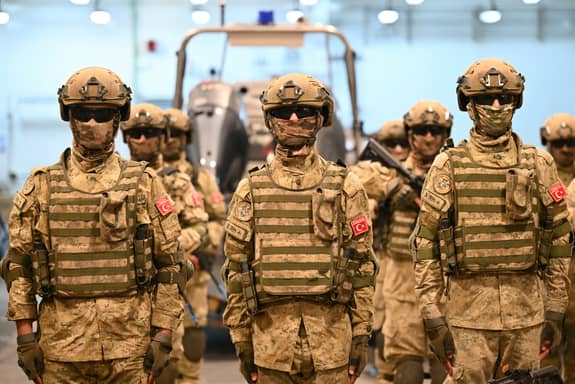 الناتو يُسقط صاروخًا إيرانيًا كان متجهًا لأجواء تركيا