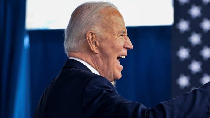 عفو بهيئة درع.. هدية بايدن لخصوم ترامب