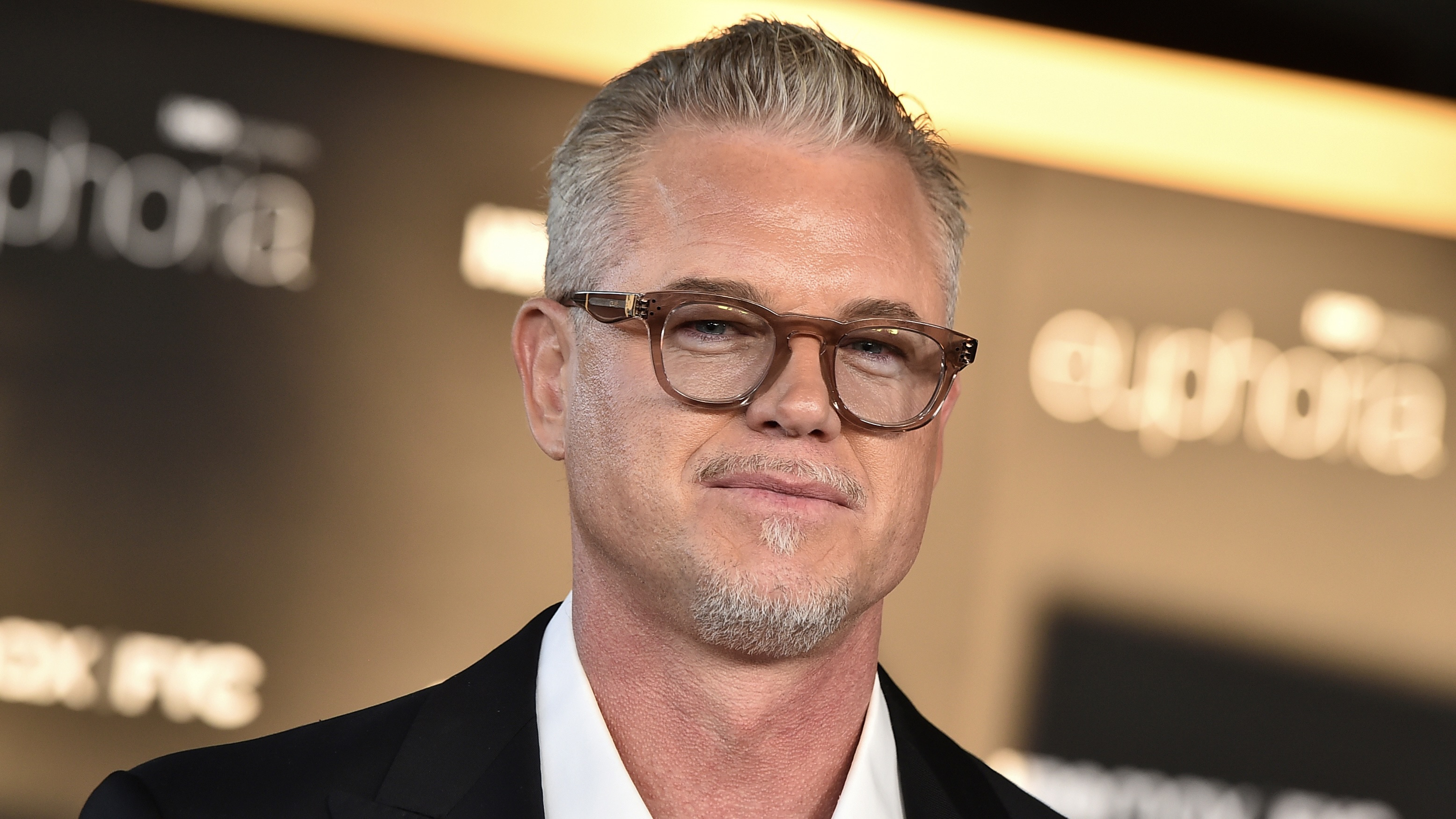 بلا مصورين أو مخرج.. اعترافات نجم Grey's Anatomy الأخيرة على نتفليكس